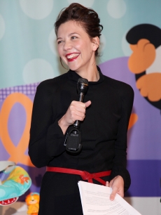 Maggie Gyllenhaal unveils the new Fisher-Price Precious Planet collection at the Central Park Zoo Tuesday morning in New York. 