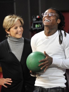 Katie Couric and Lil Wayne rap on Katie’s Grammy special