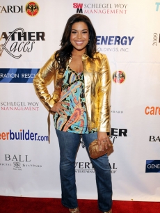 Former ‘American Idol’ Jordin Sparks hits the Leather & Laces Super Bowl bash