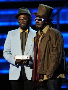 will.i.am and T-Pain speak during the 51st Annual Grammy Awards
