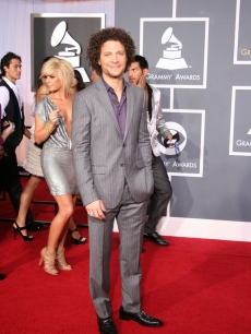 Justin Guarini heads into the Grammys with Kimberly Caldwell not far behind