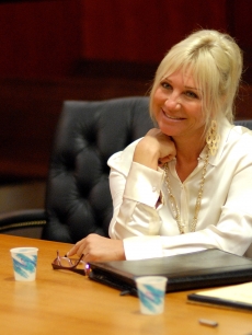 Linda Hogan, wife of Hulk Hogan, attends the hearing in their divorce case February 10, 2009 in Clearwater, Florida