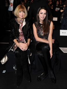 Anna Wintour and Bee Shaffer attend Mercedes-Benz Fall 2009 Fashion Week at Bryant Park on February 16, 2009 in New York City