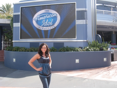 Laura Saltman outside the ‘American Idol’ Experience