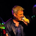 ‘Idol’ champ Taylor Hicks performs at The Roxy Theatre on March 18, 2009 in Los Angeles