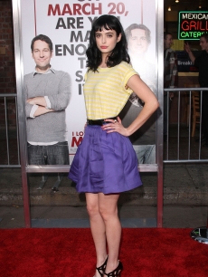 ‘Gossip Girl’ spin-off star Krysten Ritter poses at the ‘I Love You, Man’ premiere in LA