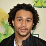 Corbin Bleu keeps it casual at the 2009 Nickelodeon Kids’ Choice Awards at UCLA