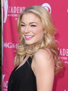 LeAnn Rimes shows her smile at the 44th Annual Academy of Country Music Awards