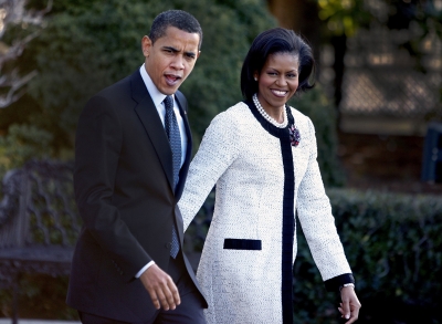 President Barack Obama and wife Michelle in Maryland before leaving for London on March 31, 2009
