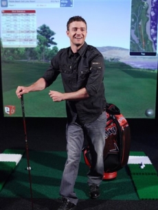 Justin Timberlake gets ready to try out Callaway Golf’s Big Bertha Diablo driver on the set of ‘Jimmy Kimmel Live!’