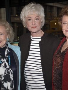 ‘Golden Girls’ stars Betty White, Bea Arthur and Rue McClanahan reunite in New York in 2005