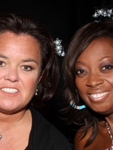 Rosie O’Donnell and Star Jones pose at the 2009 Passing It On Gala to benefit Rosie’s Broadway Kids at the New World Stages on April 27, 2009