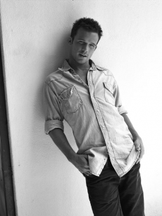 VMAN’s Outtake of Cam Gigandet from ‘Twilight’