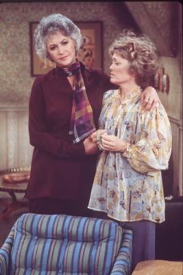 Beatrice Arthur (as Maude Findlay) (left) comforts a distraught Rue McClanahan (as Vivian Cavender Harmon) in a scene from the television show ‘Maude,’ Los Angeles, California, mid 1970s