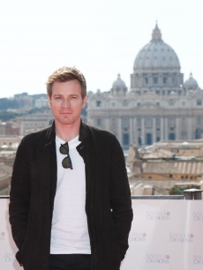 Ewan McGregor attends the Rome photocall of ‘Angels & Demons’ at St Angel Castle on May 3, 2009 in Rome, Italy