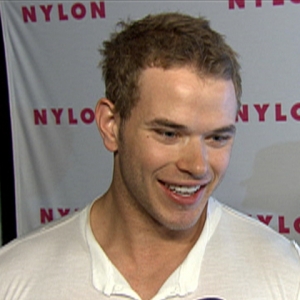 Kellan Lutz Gives ‘New Moon’ Update (May 5, 2009)