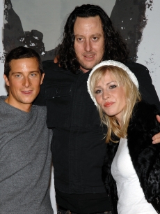 Bear Grylls, Aaron Cohen, and Natasha Bedingfield pose at the Hard Rock Cafe’s celebration for the STEP Up campaign on November 6, 2007 in New York City