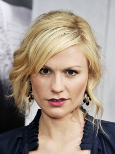 Anna Paquin arrives at the premiere of the 2nd season of HBO’s ‘True Blood’ on June 9, 2009 in Los Angeles