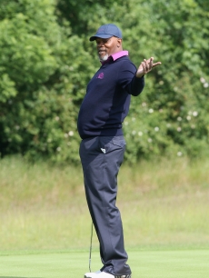 Samuel L. Jackson celebrates a shot during the Shooting Stars in Desert Nights Benefit Golf Day at the London Golf Club on June 11, 2009