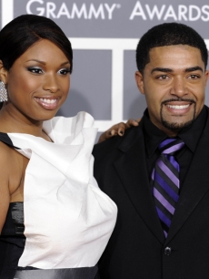 Jennifer Hudson and David Otunga arrive to the 2009 Grammy Awards