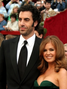 Sacha Baron Cohen and Isla Fisher attend the 79th Annual Academy Awards on February 25, 2007 in Hollywood