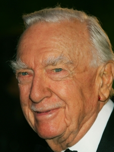 Walter Cronkite arrives at the Vanity Fair Oscar Party at Mortons in West Hollywood on February 25, 2007