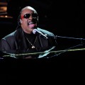 Stevie Wonder performs ‘Never Dreamed You’d Leave In Summer’ onstage at the Michael Jackson public memorial service 