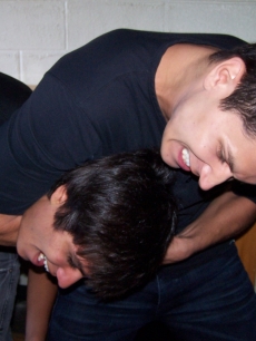 ‘New Moon’ werewolves Alex Meraz and Kiowa Gordon joke around