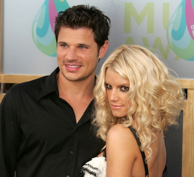 Nick Lachey and Jessica Simpson at the 2005 MTV Video Music Awards in Miami