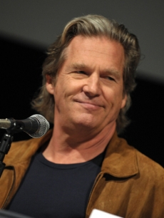 Jeff Bridges unveils ‘TRON: Legacy’ at Comic-Con 2009 in San Diego