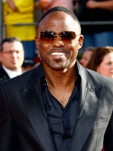 Wayne Brady arrives to the Primetime Emmy Awards in Los Angeles on September 21, 2008 