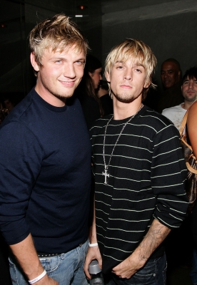 Nick Carter and Aaron Carter pose at the Howie Dorough and Dave Ockun’s Birthday Celebration party in aid of the Lupas Foundation at LAX nightclub in Hollywood on August 16, 2006 